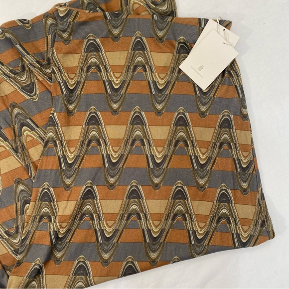 Faithful The Brand Elina Maxi Skirt in Ripple Green - Picture 7 of 12